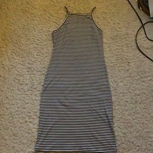 Black and white midi racer back dress - L-XL